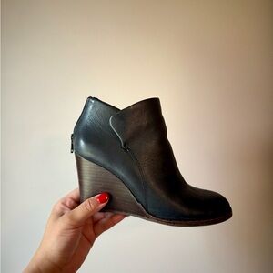 Gianni Bini Black Leather Wedge Boots